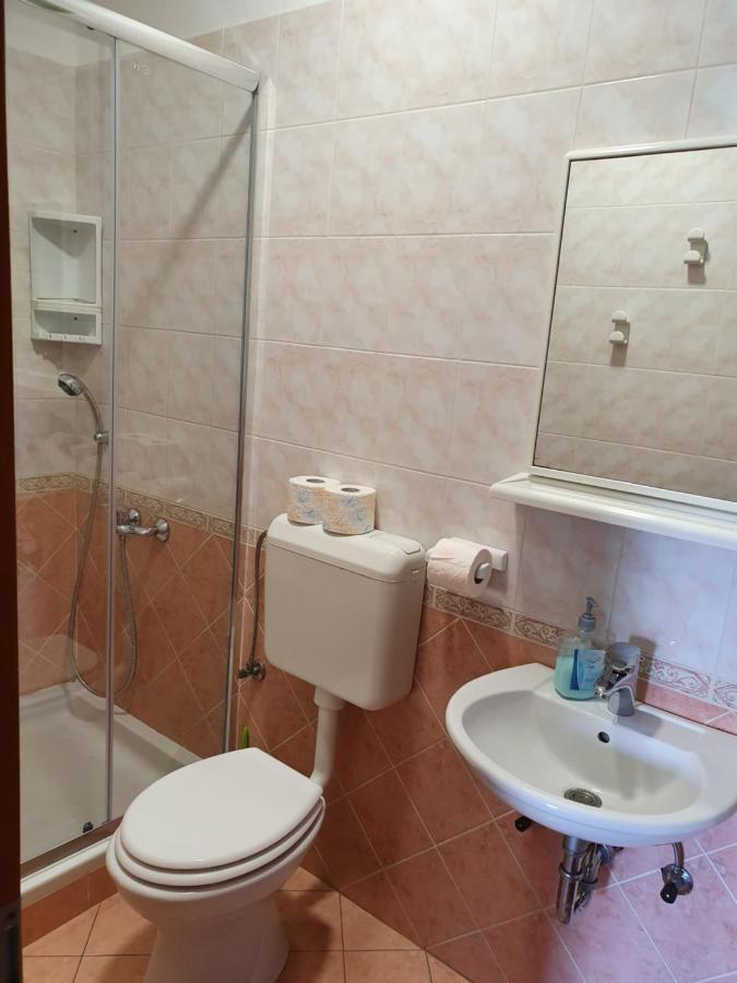 Apartmaji Tim 伊佐拉 外观 照片
